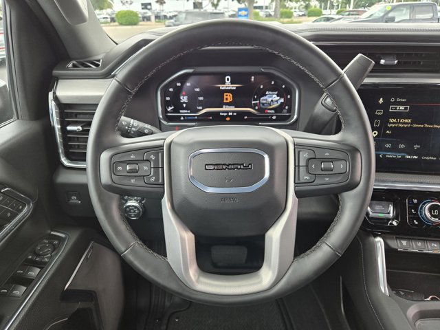 Used 2024 GMC Sierra 2500 Denali AWD/4WD image 13