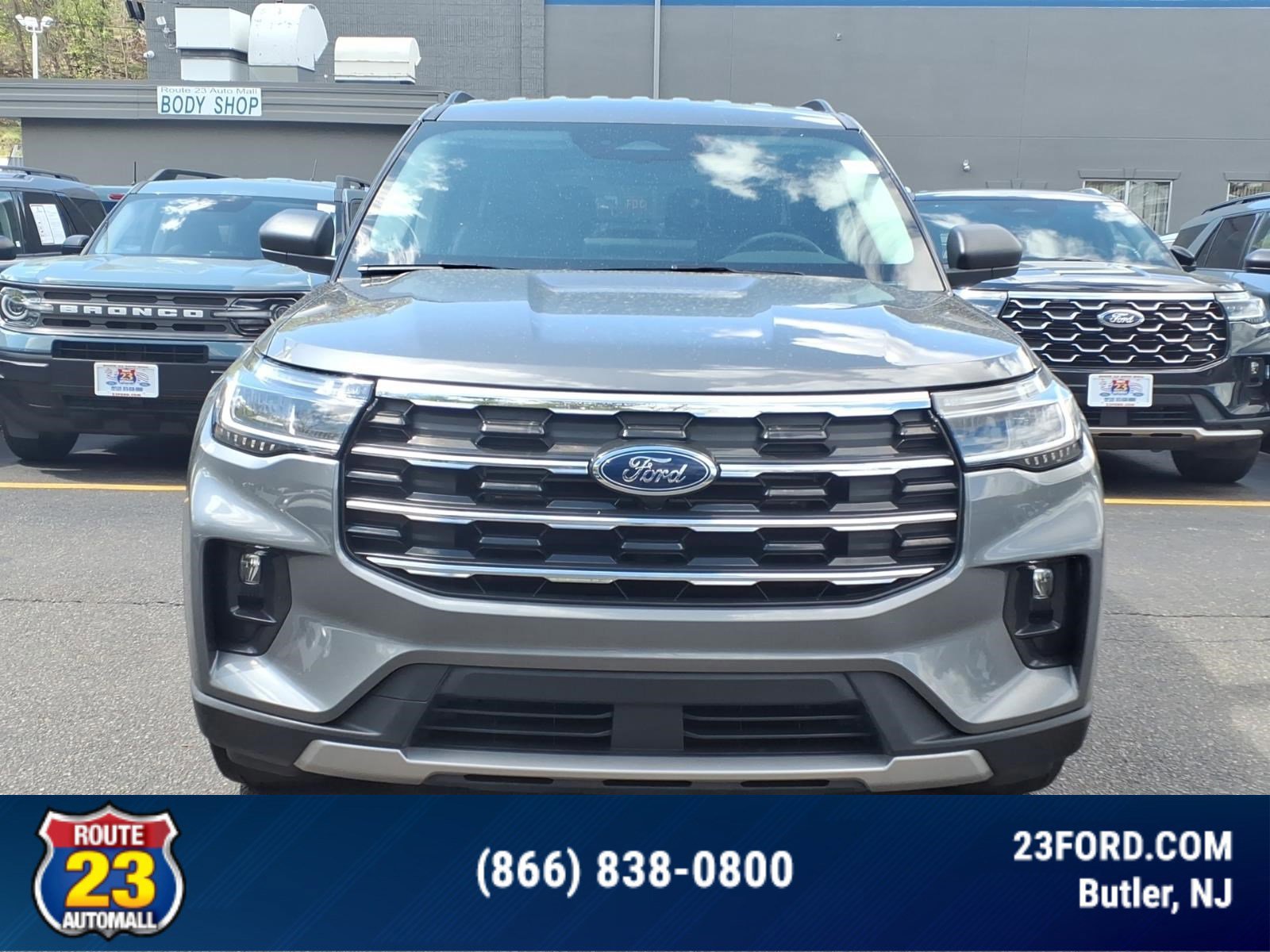 Certified 2025 Ford Explorer Active w/ Active Comfort Package AWD/4WD image 8