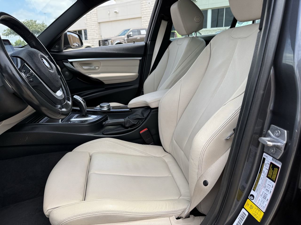 Used 2017 BMW 340i Sedan RWD image 25