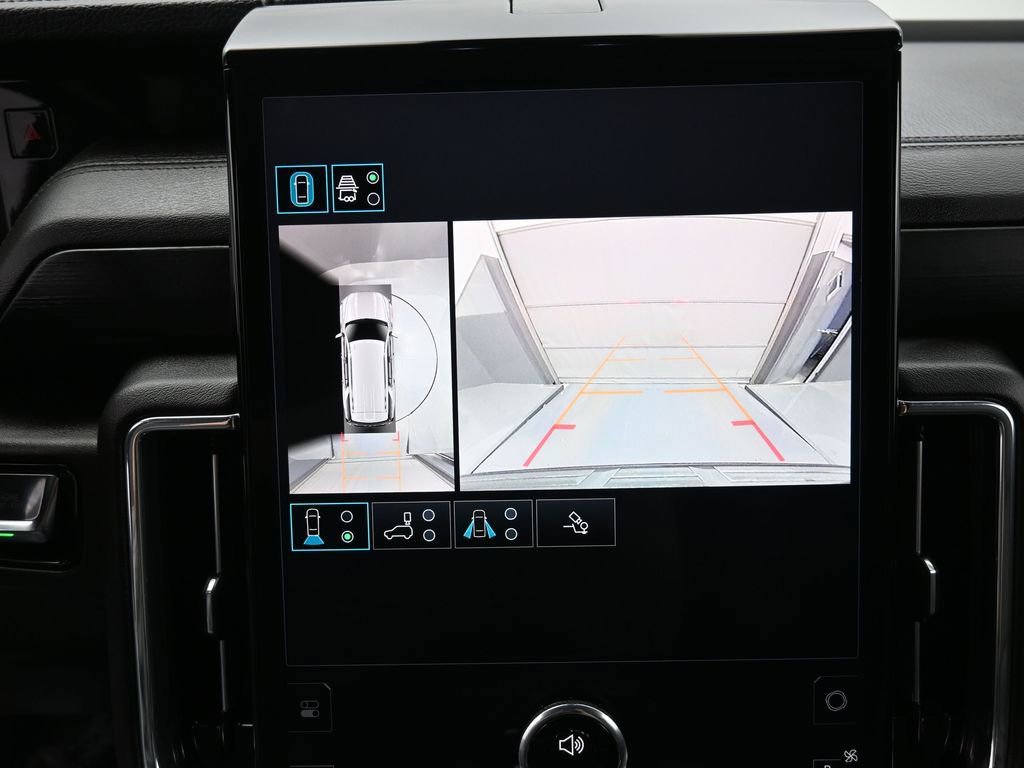 Used 2025 GMC Yukon Denali image 9