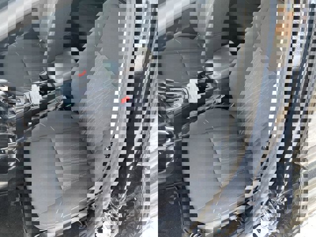 Certified 2017 Ford Focus SE w/ SE Sport Package image 12