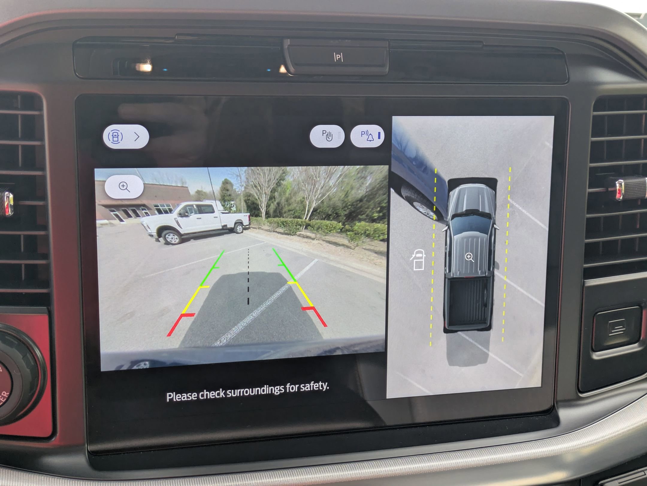 Certified 2025 Ford F150 Lariat w/ Equipment Group 501A Mid image 27