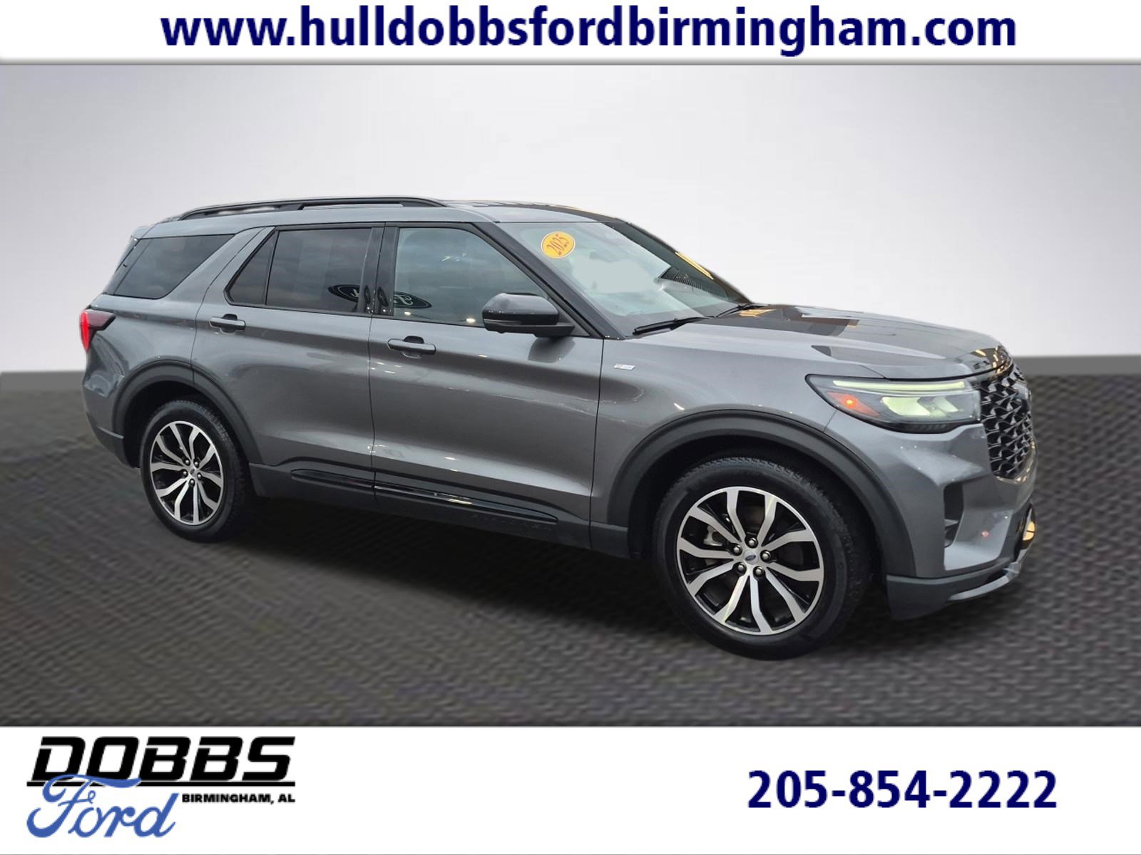 Certified 2025 Ford Explorer ST-Line image 1