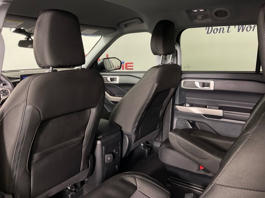 Certified 2023 Ford Explorer XLT RWD image 15