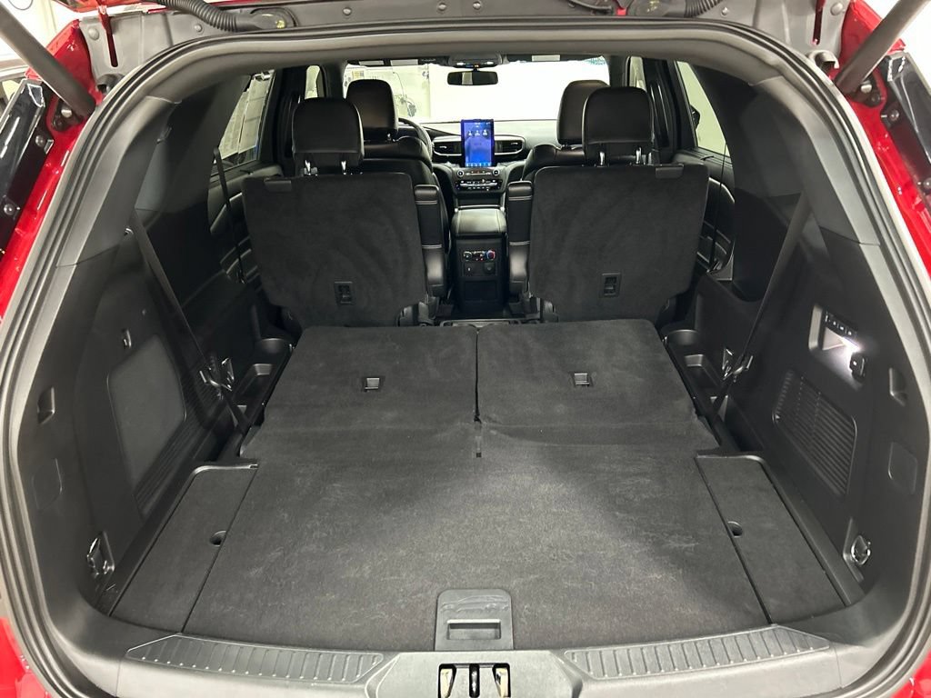 Certified 2020 Ford Explorer ST w/ ST Street Pack AWD/4WD image 35