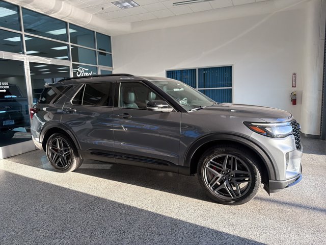 Certified 2025 Ford Explorer ST w/ Sun And Sound Package AWD/4WD image 3