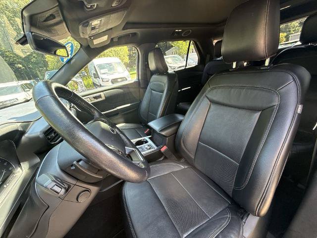 Certified 2020 Ford Explorer Limited w/ Class III Trailer Tow Package AWD/4WD image 11