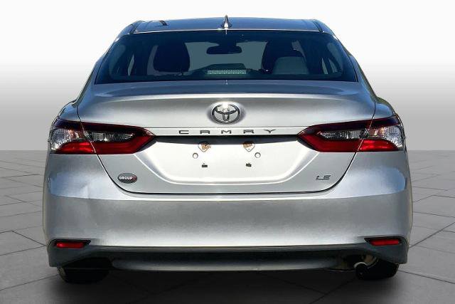 Used 2021 Toyota Camry LE FWD image 5