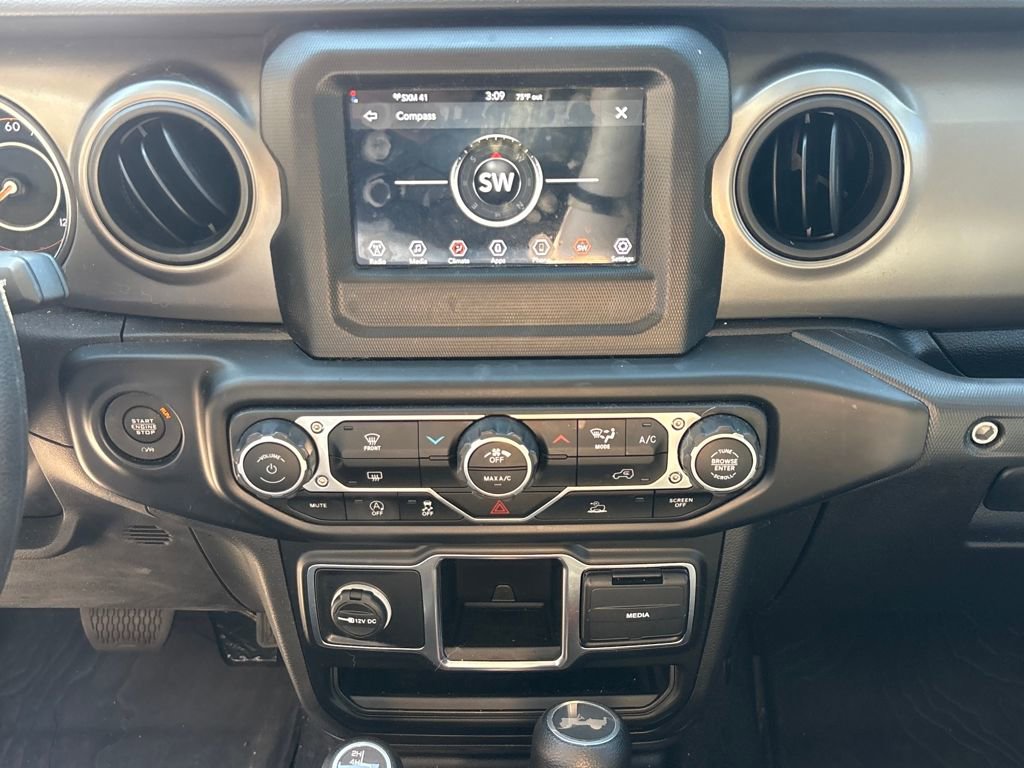 Used 2022 Jeep Wrangler Willys image 20