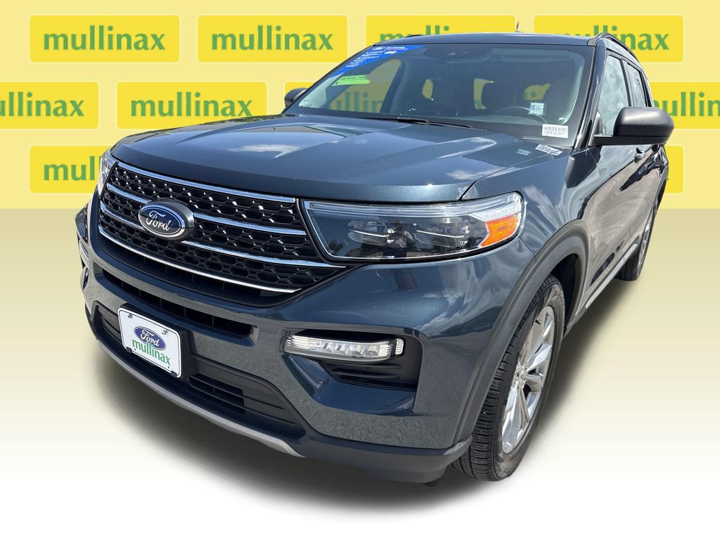 Certified 2023 Ford Explorer XLT w/ Equipment Group 202A RWD image 10