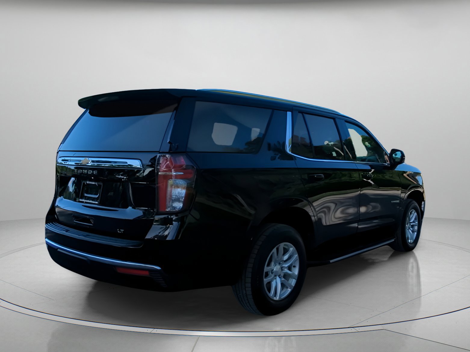 Used 2021 Chevrolet Tahoe LT image 25