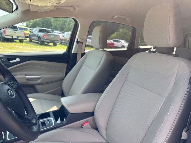 Certified 2018 Ford Escape SE w/ SE Sync 3 Package AWD/4WD image 17