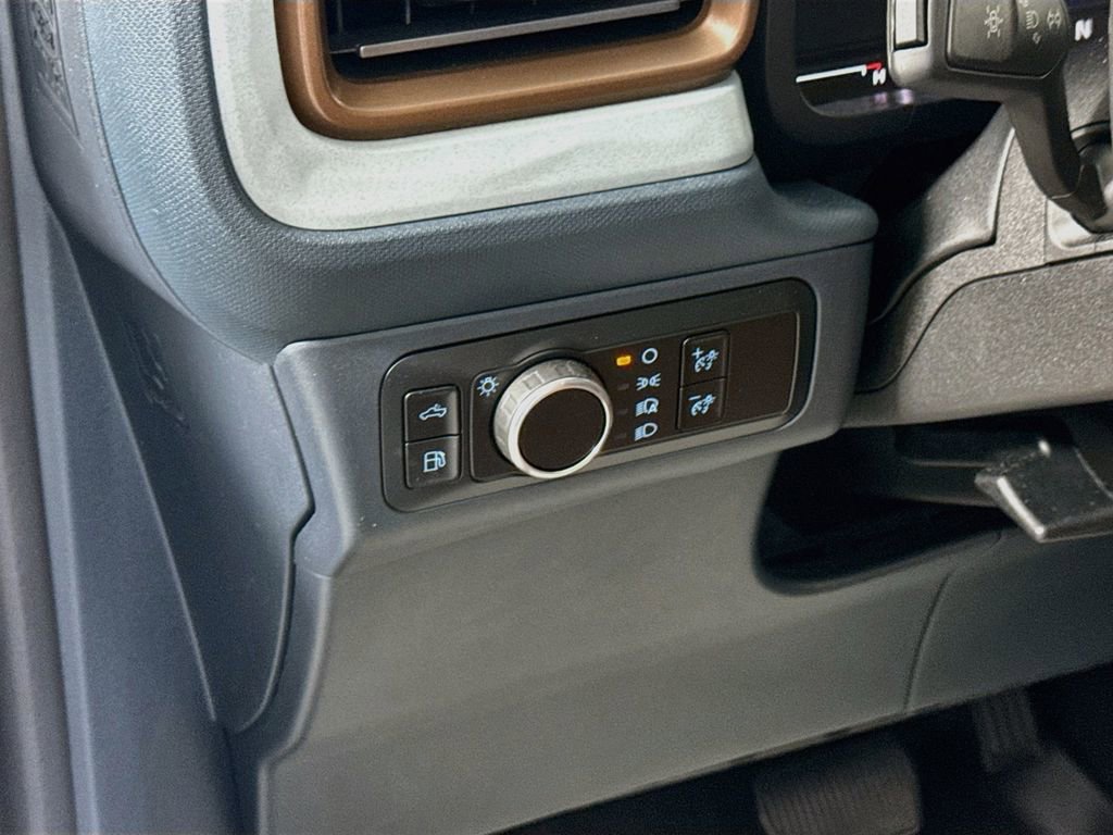 Certified 2024 Ford Maverick Lariat FWD image 10