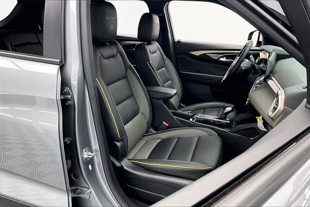 Used 2024 Chevrolet TrailBlazer ACTIV image 9