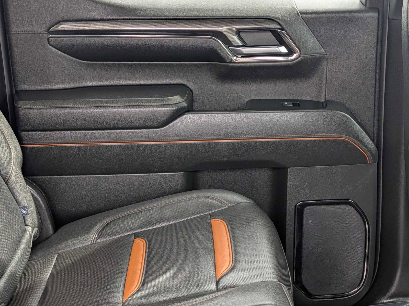 Used 2024 GMC Sierra 1500 AT4 w/ Technology Package image 24