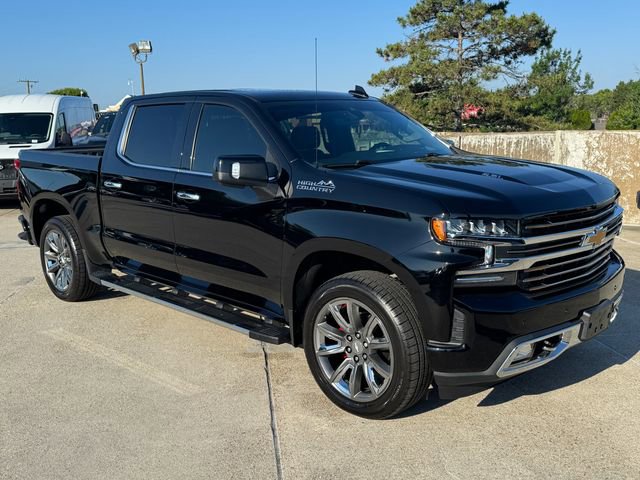 Used 2021 Chevrolet Silverado 1500 High Country w/ Technology Package AWD/4WD image 6