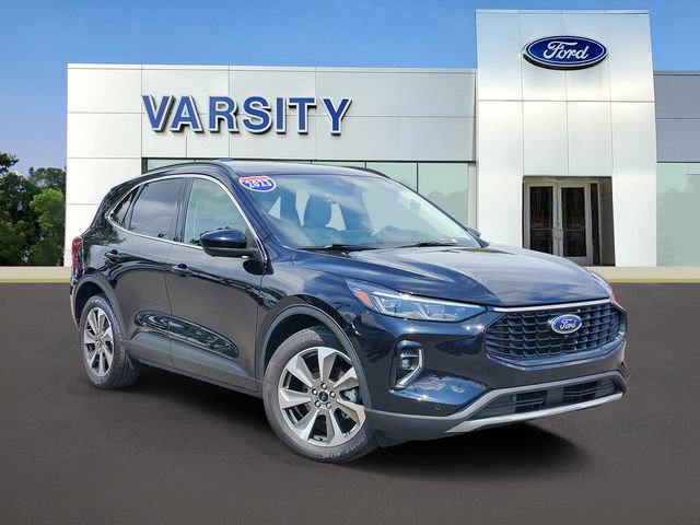 Certified 2023 Ford Escape Platinum FWD image 1