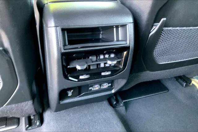 Used 2025 Jeep Grand Cherokee Altitude AWD/4WD image 37