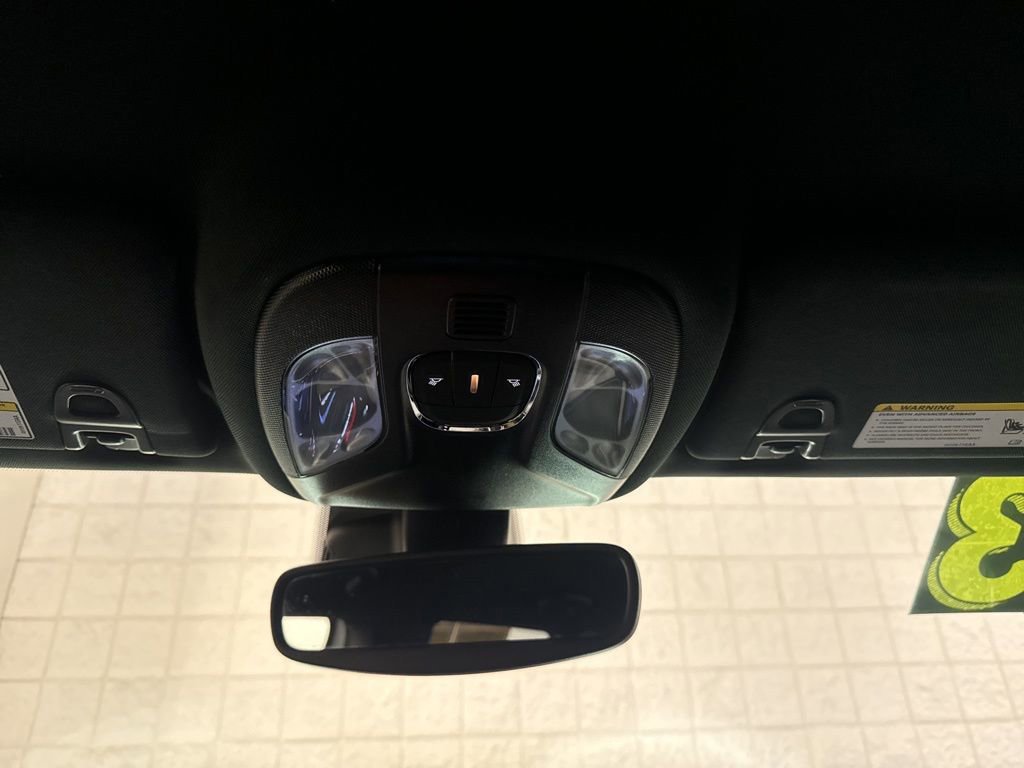 Used 2023 Jeep Compass Latitude image 43