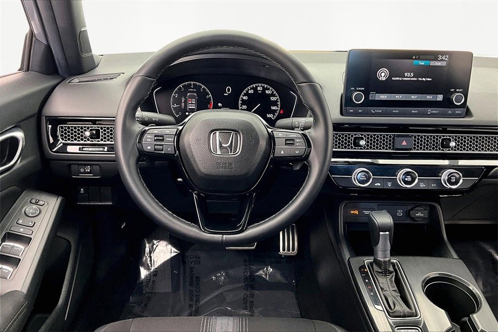 Used 2025 Honda Civic Sport image 5
