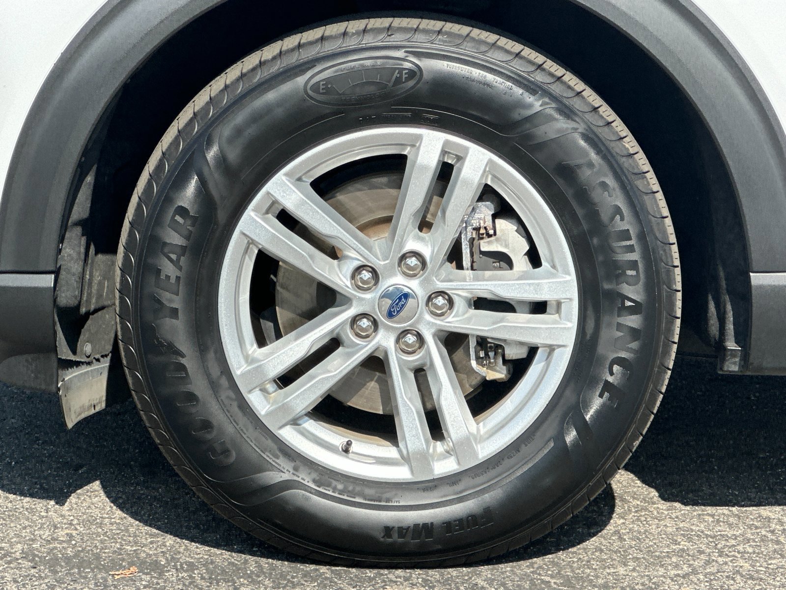 Certified 2022 Ford Explorer XLT w/ Class IV Trailer Tow Package image 27