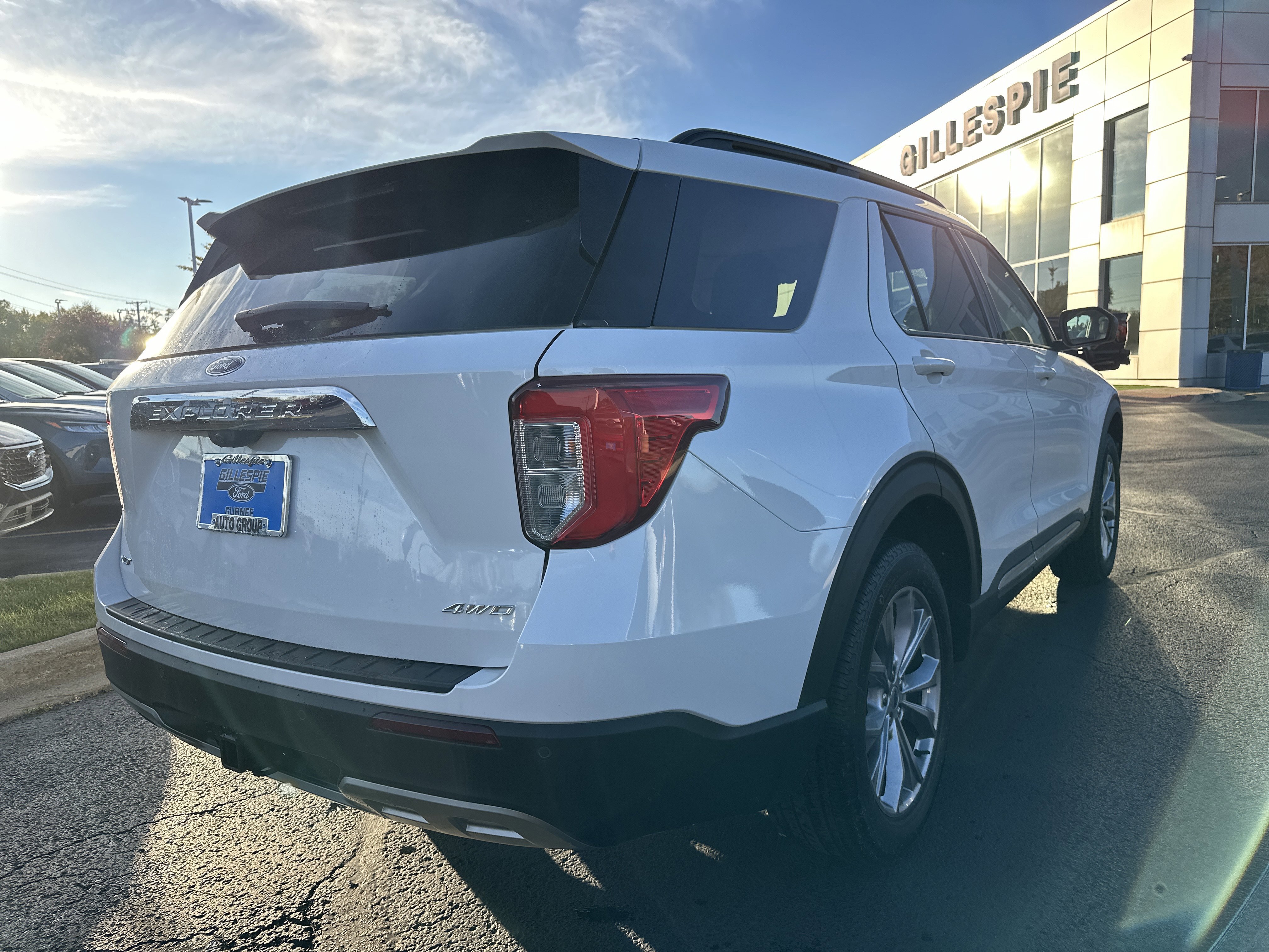 Certified 2023 Ford Explorer XLT w/ Equipment Group 202A image 3