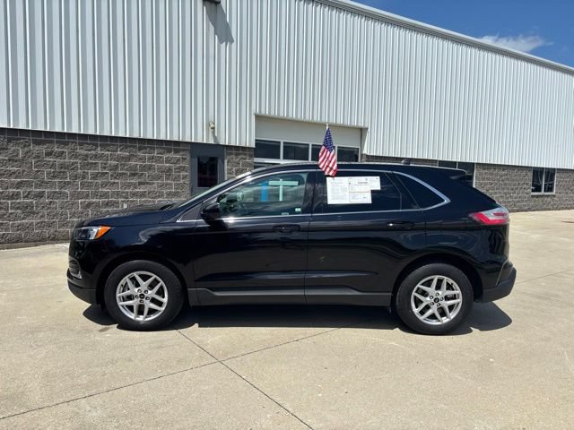 Certified 2024 Ford Edge SEL w/ Convenience Package AWD/4WD image 10