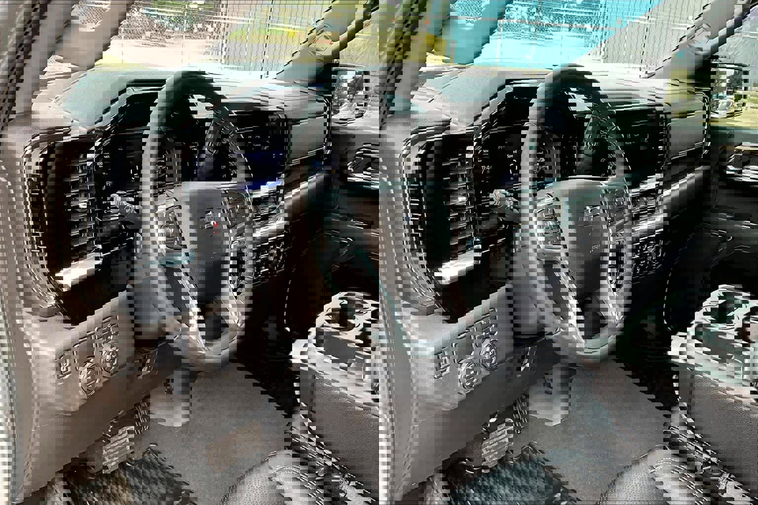 Used 2023 Chevrolet Silverado 1500 RST image 17