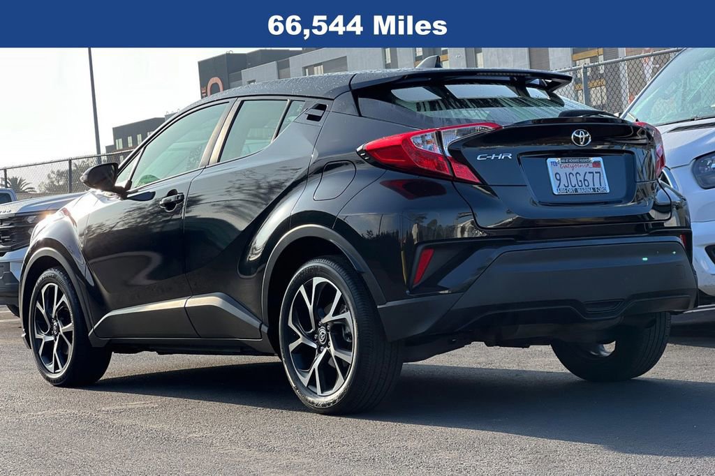 Used 2020 Toyota C-HR XLE image 6