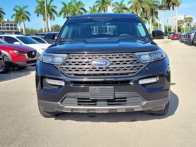 Certified 2023 Ford Explorer XLT w/ Equipment Group 202A RWD image 2