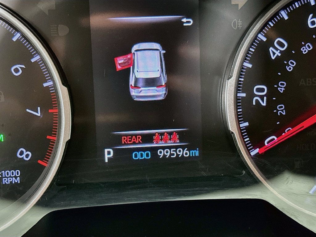 Used 2021 Toyota RAV4 XLE Premium AWD/4WD image 15