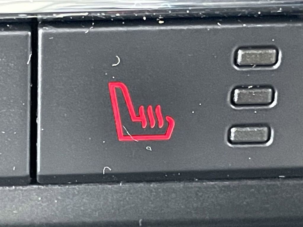 Certified 2022 Ford F150 XLT w/ Equipment Group 302A High image 19