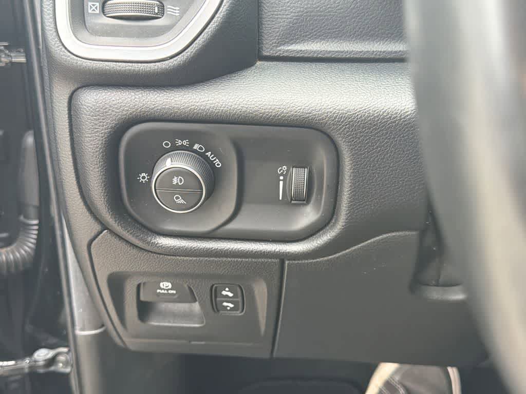 Used 2020 RAM 1500 Big Horn AWD/4WD image 31