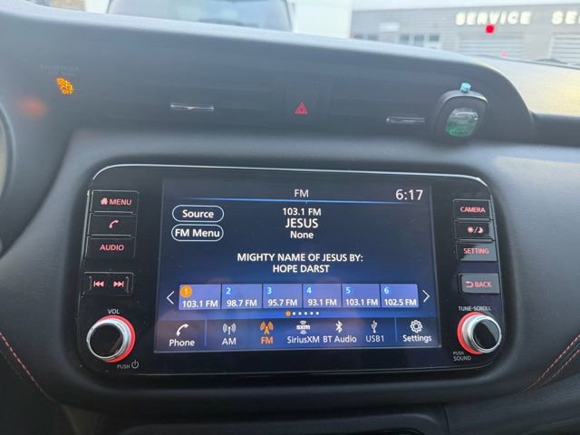 Used 2021 Nissan Kicks SR w/ Interior Electronics Package image 24