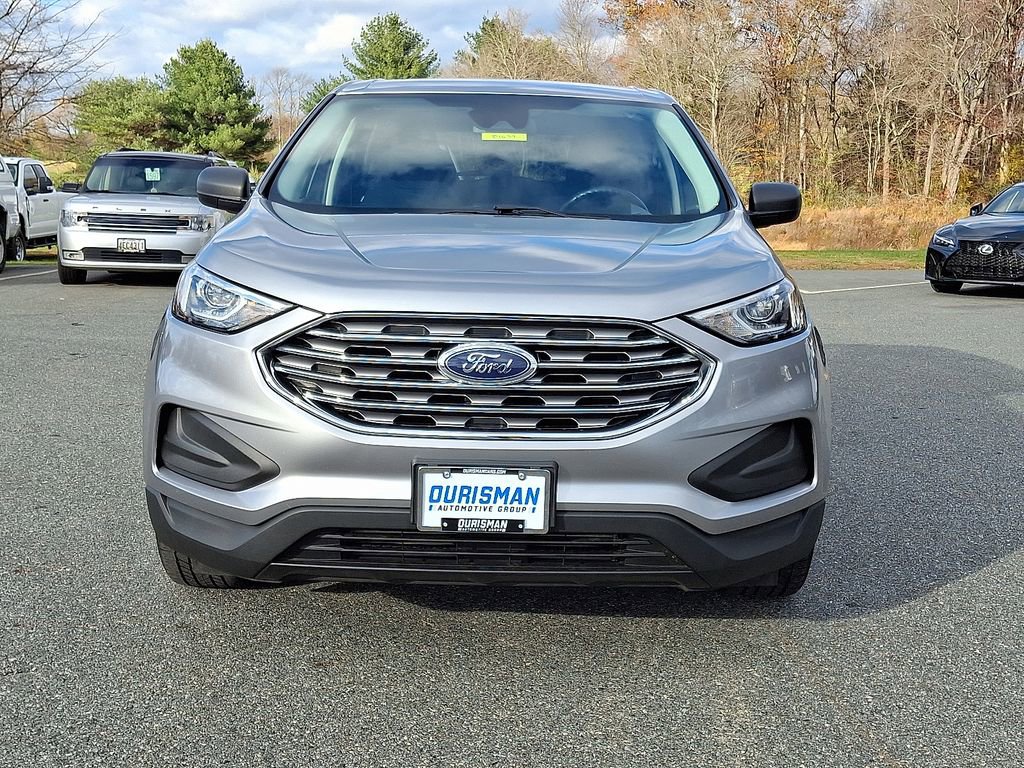 Certified 2022 Ford Edge SE image 2