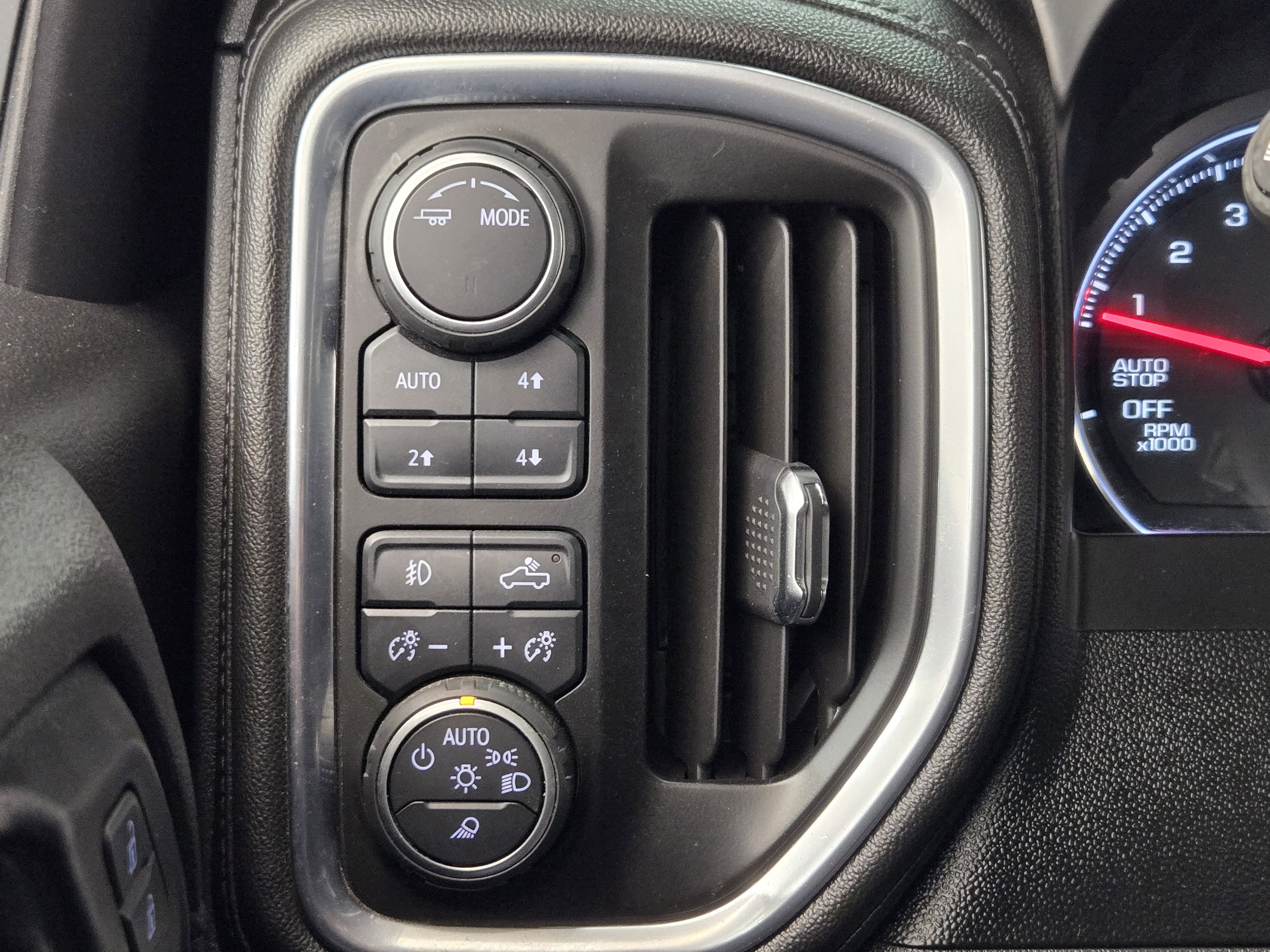 Used 2020 Chevrolet Silverado 1500 LTZ w/ LTZ Texas Edition image 21