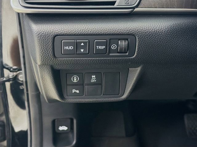 Used 2020 Honda Accord Touring image 12