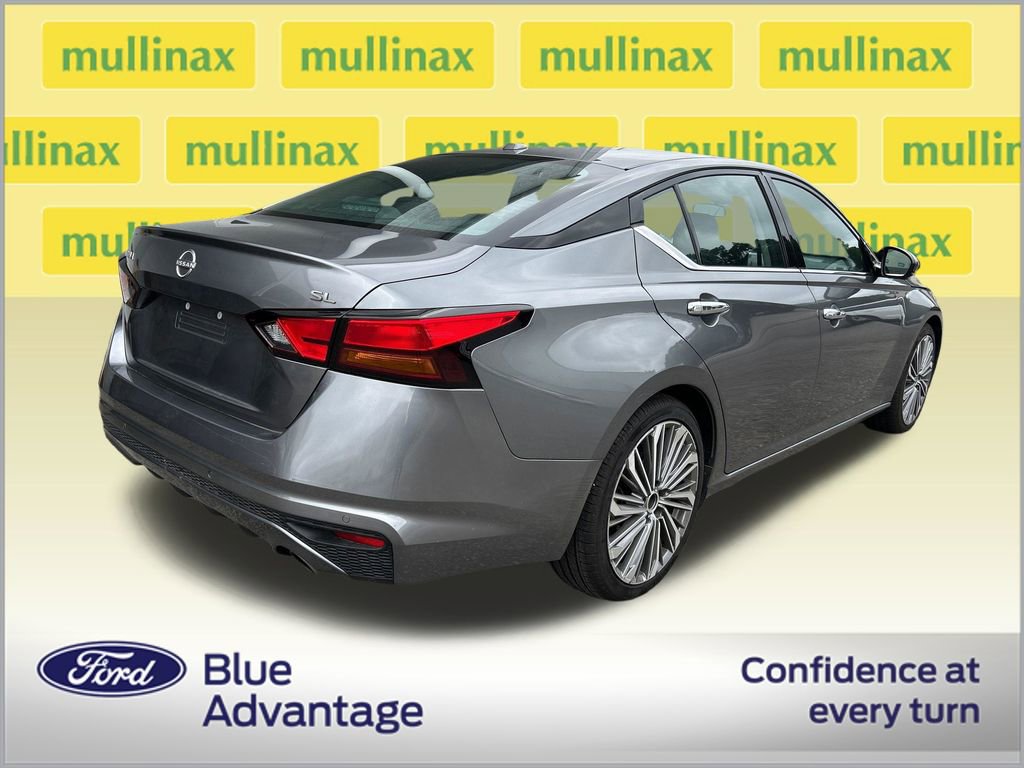 Used 2023 Nissan Altima 2.5 SL FWD image 2