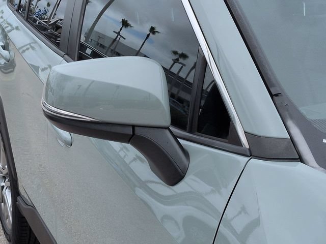 Used 2019 Toyota RAV4 XLE Premium w/ Cold Weather Package FWD image 12