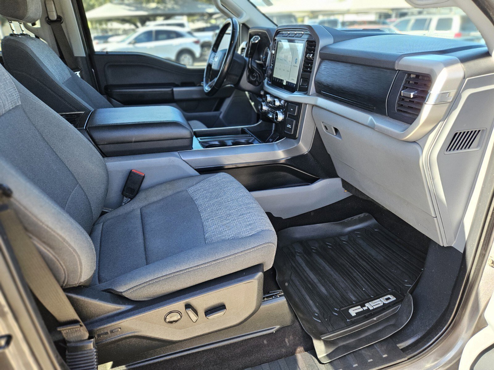 Certified 2022 Ford F150 XLT w/ Equipment Group 302A High image 13