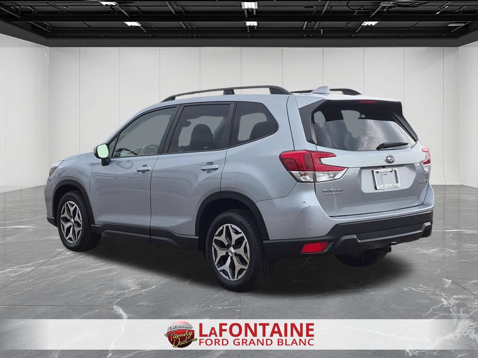 Used 2021 Subaru Forester Premium AWD/4WD image 3