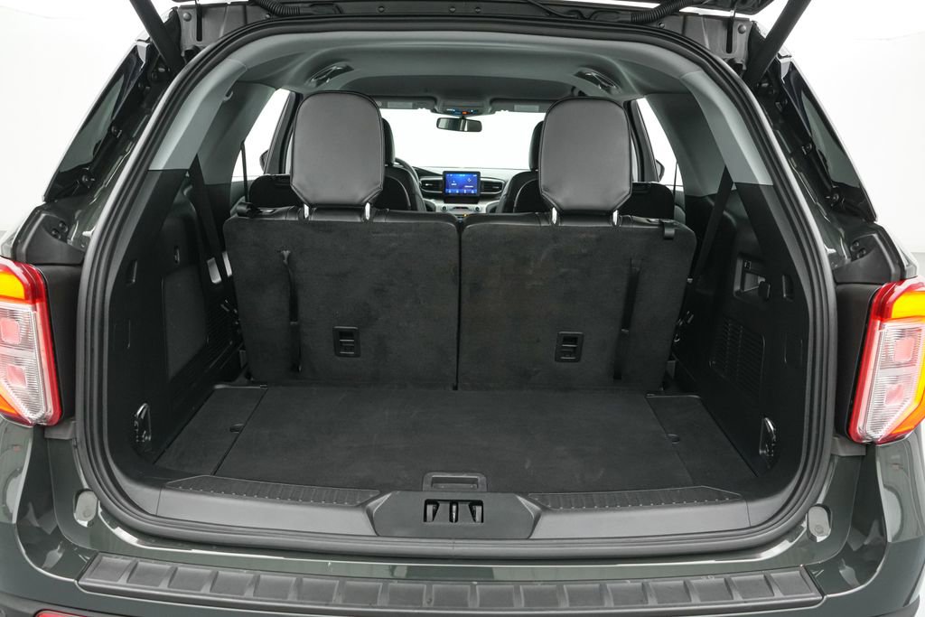 Certified 2024 Ford Explorer XLT w/ Equipment Group 202A AWD/4WD image 21