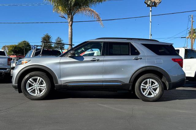 Certified 2023 Ford Explorer XLT w/ Equipment Group 202A image 30