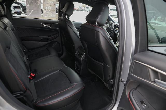 Certified 2022 Ford Edge ST-Line w/ Class II Trailer Tow Package image 33