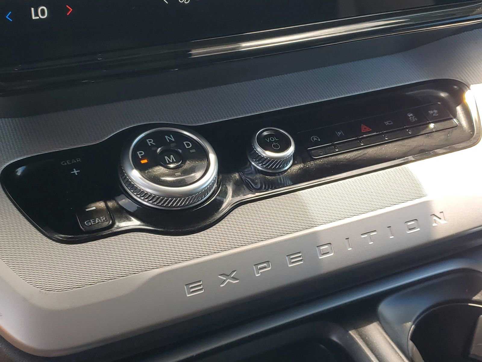 Certified 2025 Ford Expedition Active RWD image 28