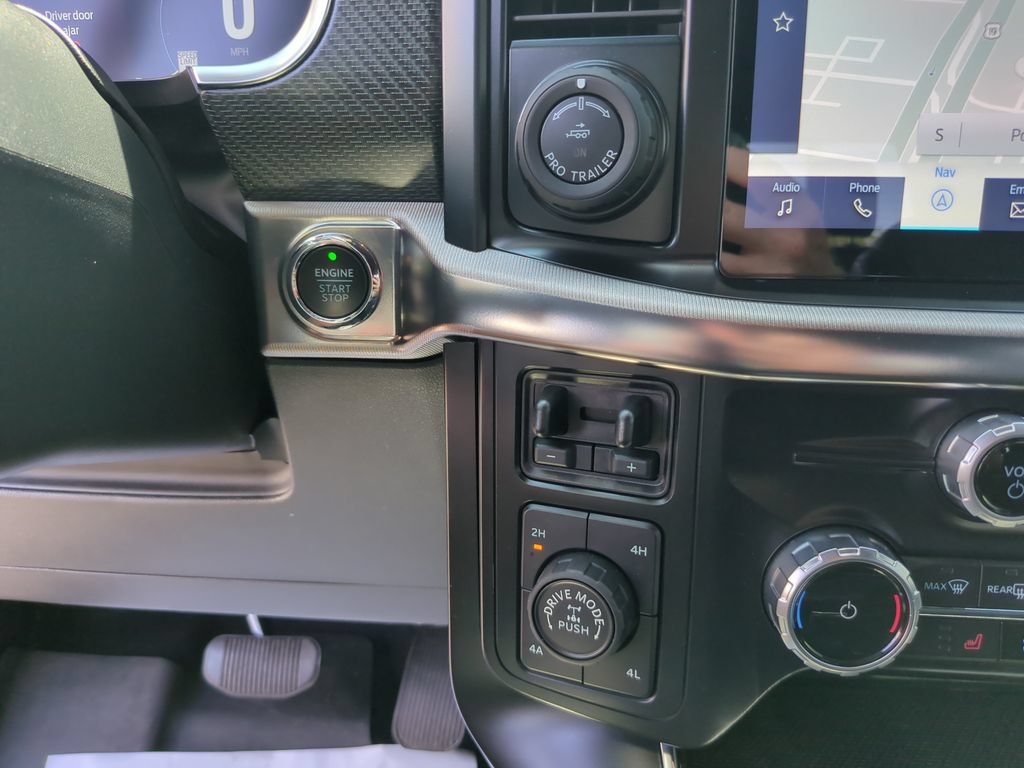 Certified 2023 Ford F150 Raptor w/ Raptor Carbon Fiber Package AWD/4WD image 29