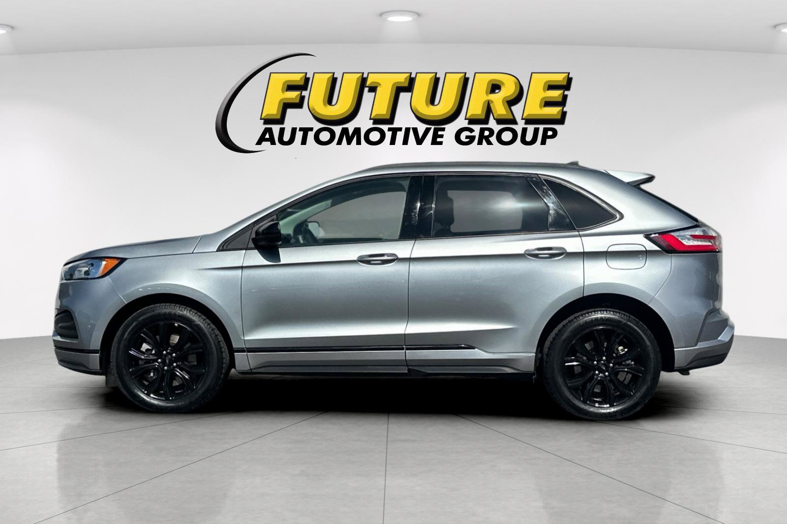 Certified 2024 Ford Edge SE w/ Black Appearance Package AWD/4WD image 6