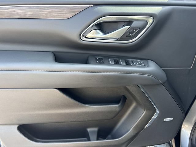 Used 2022 Chevrolet Tahoe Z71 w/ Z71 Off-Road Package AWD/4WD image 26
