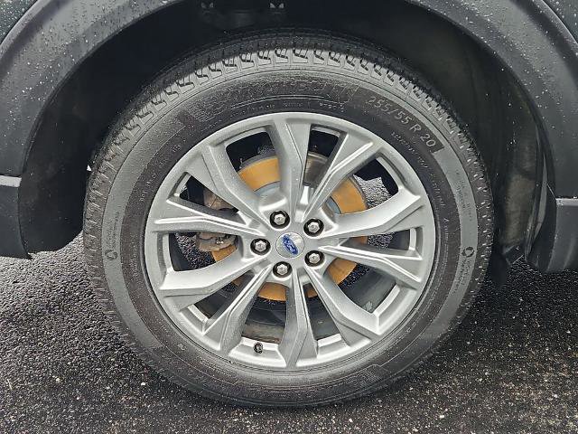 Certified 2022 Ford Explorer XLT w/ Equipment Group 202A image 30