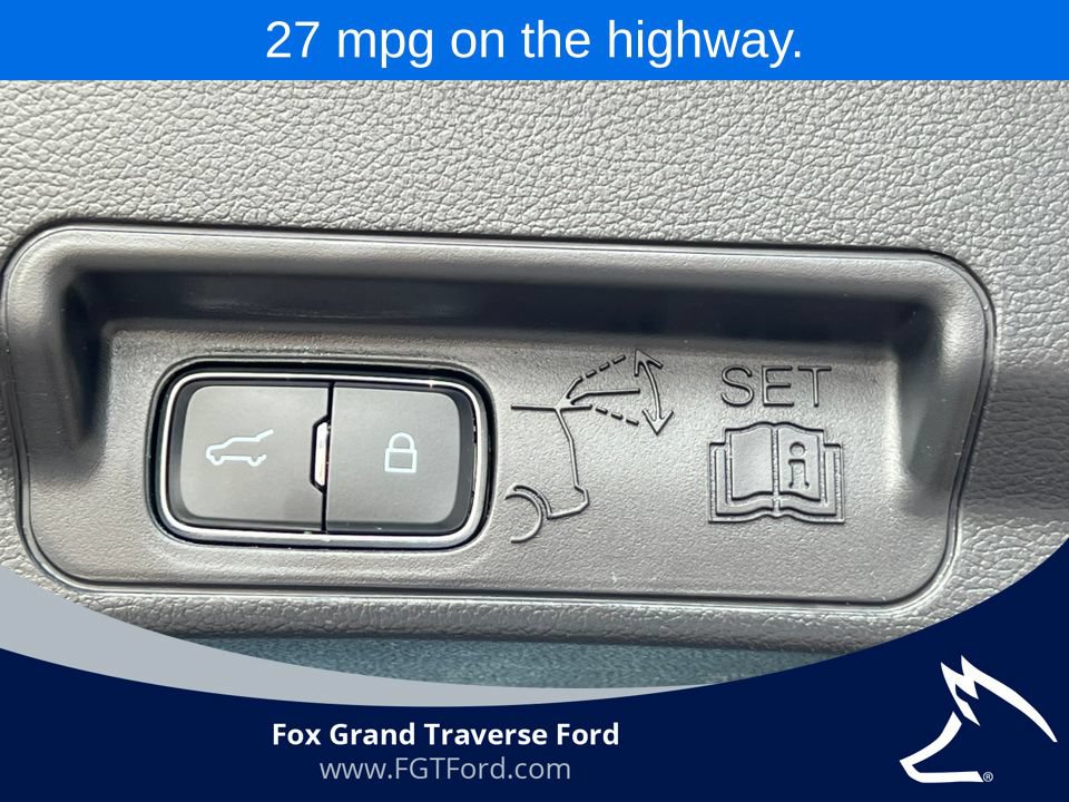Certified 2025 Ford Explorer ST-Line AWD/4WD image 37